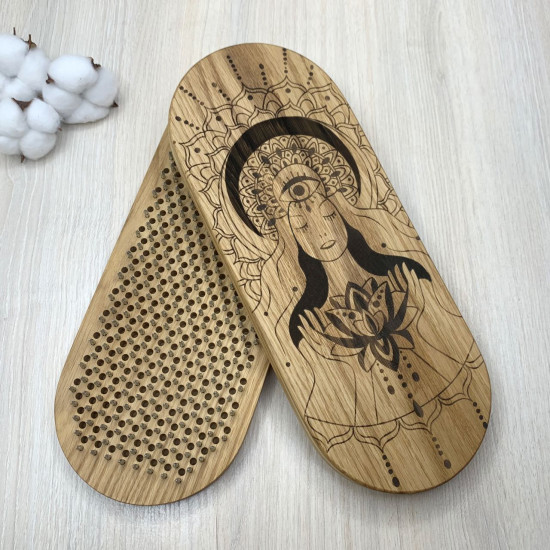 Купити Sadhu Board «Girl with lotus» Pitch - 10mm по вигідній ціні в Києві, Житомирі, Україні Sadhu Board «Girl with lotus» Pitch - 10mm