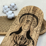 Купити Sadhu Board «Girl with lotus» Pitch - 10mm по вигідній ціні в Києві, Житомирі, Україні Sadhu Board «Girl with lotus» Pitch - 10mm