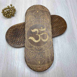 Купити Sadhu Board BROWN «Om sign» 50/50 Pitch - 10mm по вигідній ціні в Києві, Житомирі, Україні Sadhu Board BROWN «Om sign» 50/50 Pitch - 10mm
